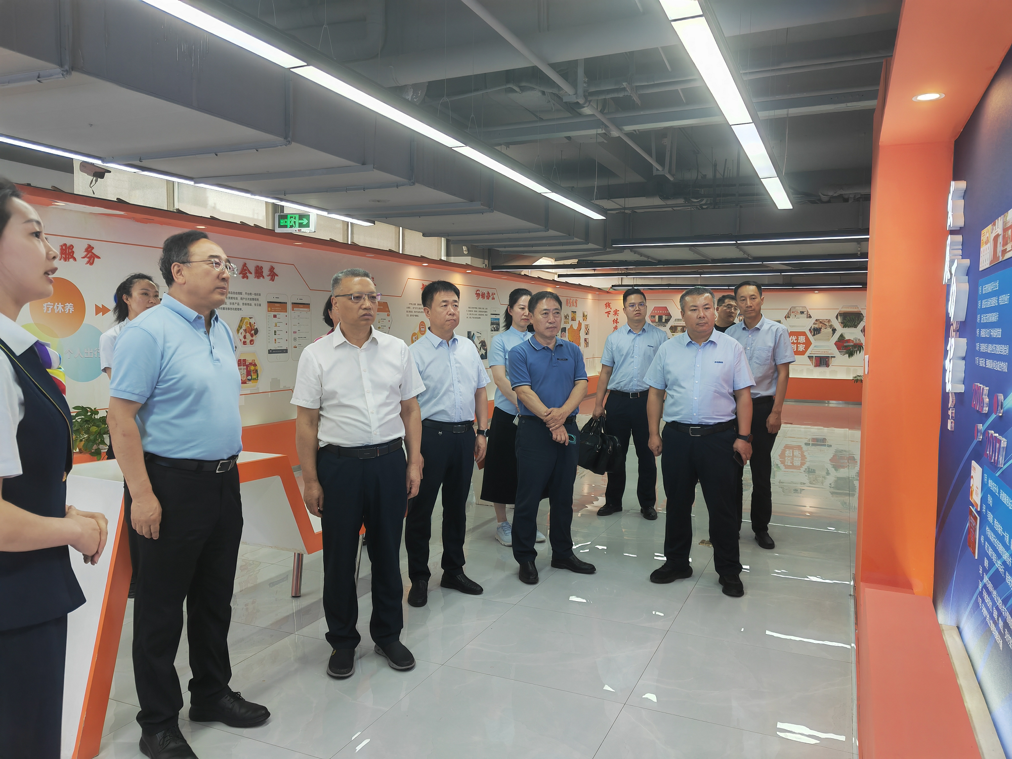 集團(tuán)與航天弘發(fā)、航天乾元公司開展合作交流